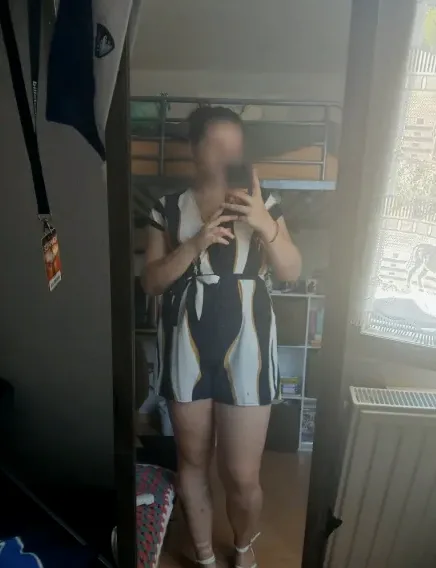Amina, 22