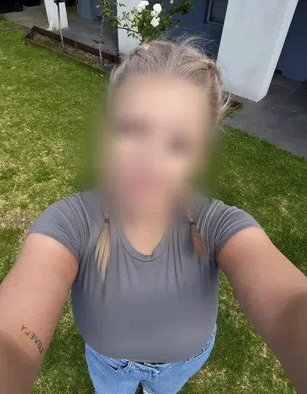 Chaima, 30