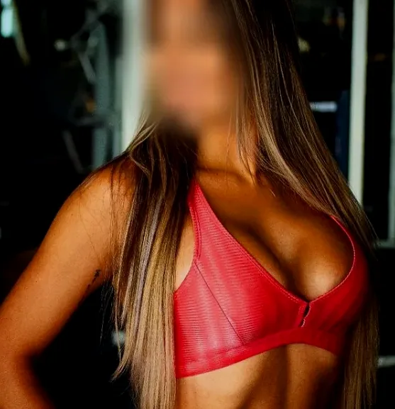 Hannah, 30