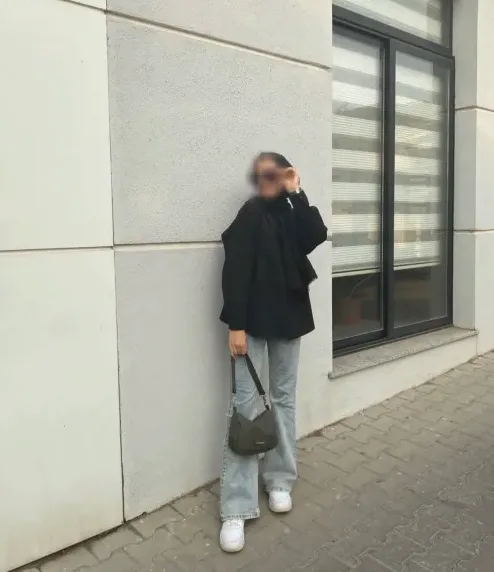 Judith, 26