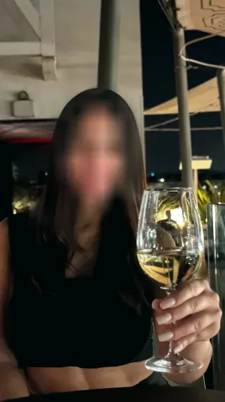 Karin, 40