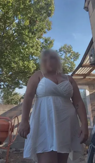 Linda, 22