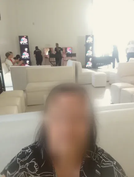 Manon, 36