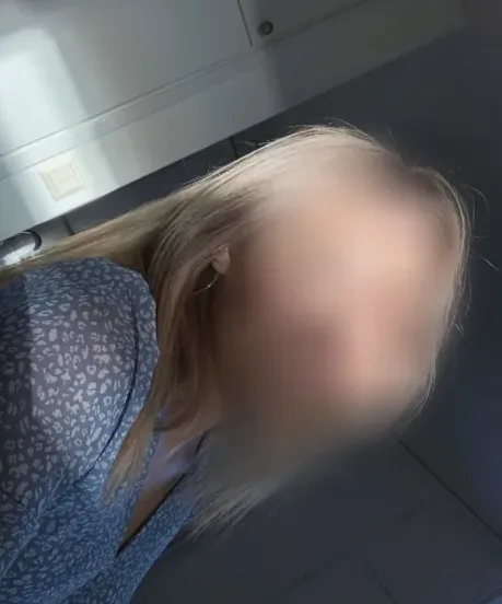 Sara, 19