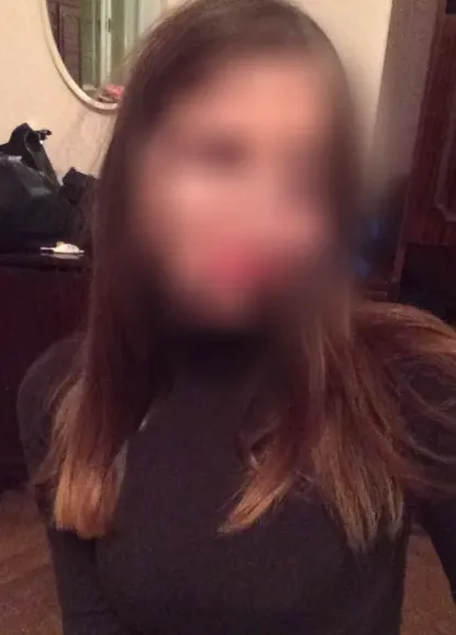 Zeynep, 29